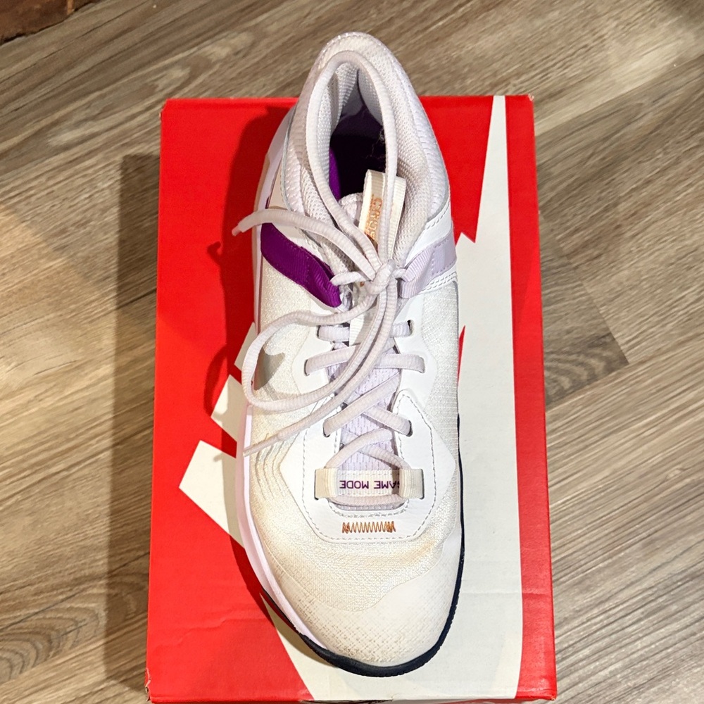Nike Cream and Purple High-Top Sneakers - Picture 4 of 4